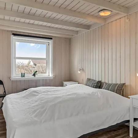 Solina - 500m From The Sea By Interhome