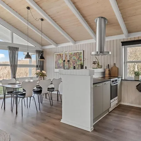 Holiday home Solina - 500m From The Sea By Interhome Lakolk