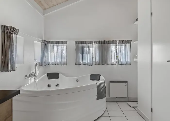 Prázdninový dům Solina - 500m From The Sea By Interhome Lakolk